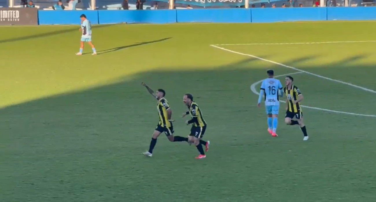 Ο Μπρούνο Πέρεζ πανηγυρίζει σε αγώνα της Ντεπορτίβο Μαδρίν / Screenshot