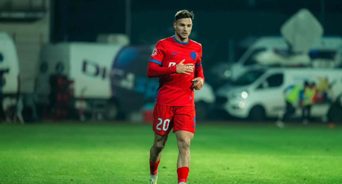 Ο Ντένις Πόλιτιτς με τη φανέλα της Στεάουα Βουκουρεστίου / Πηγή: Imago