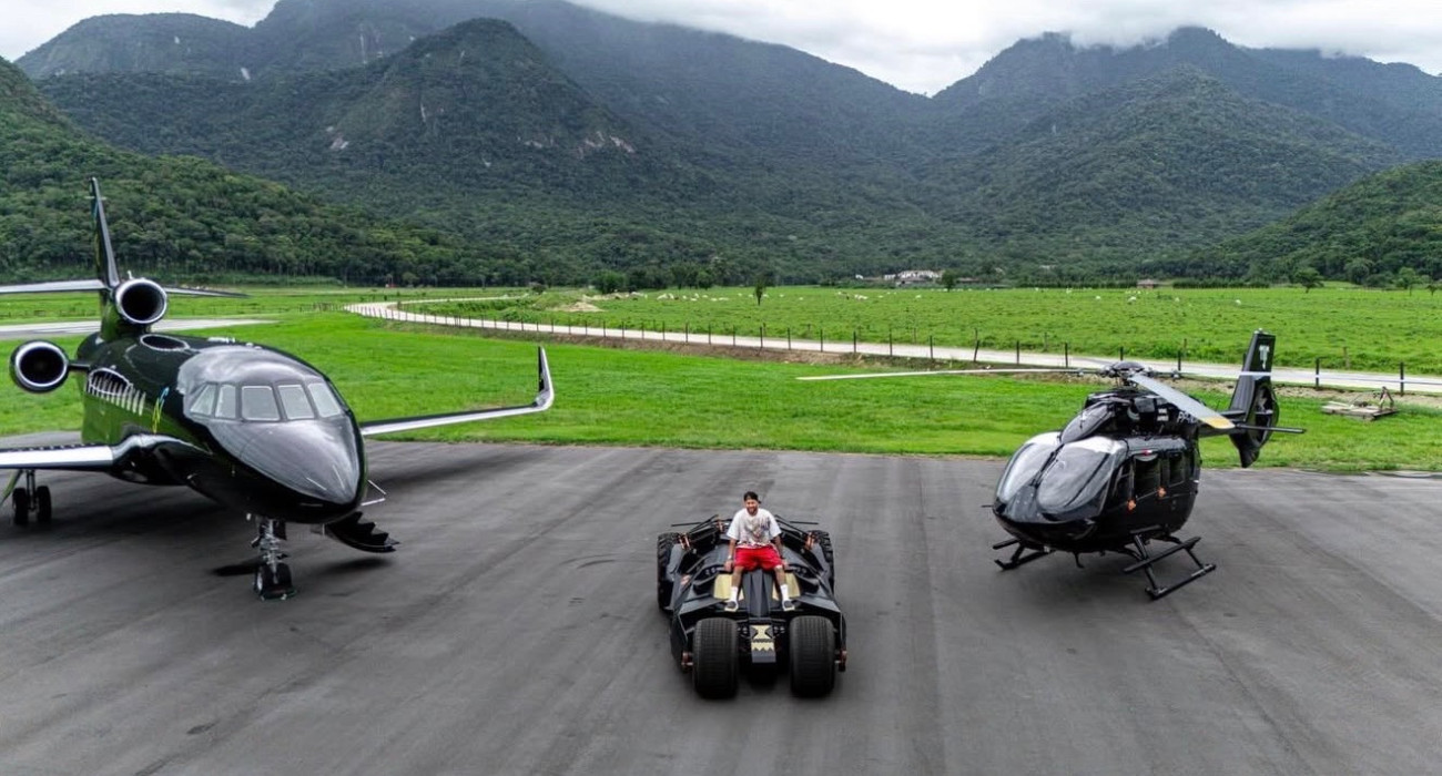 Ο Νεϊμάρ παρουσίασε τον... στόλο του: Τα τρία οχήματα συνολικής αξίας 58 εκατομμυρίων (video)