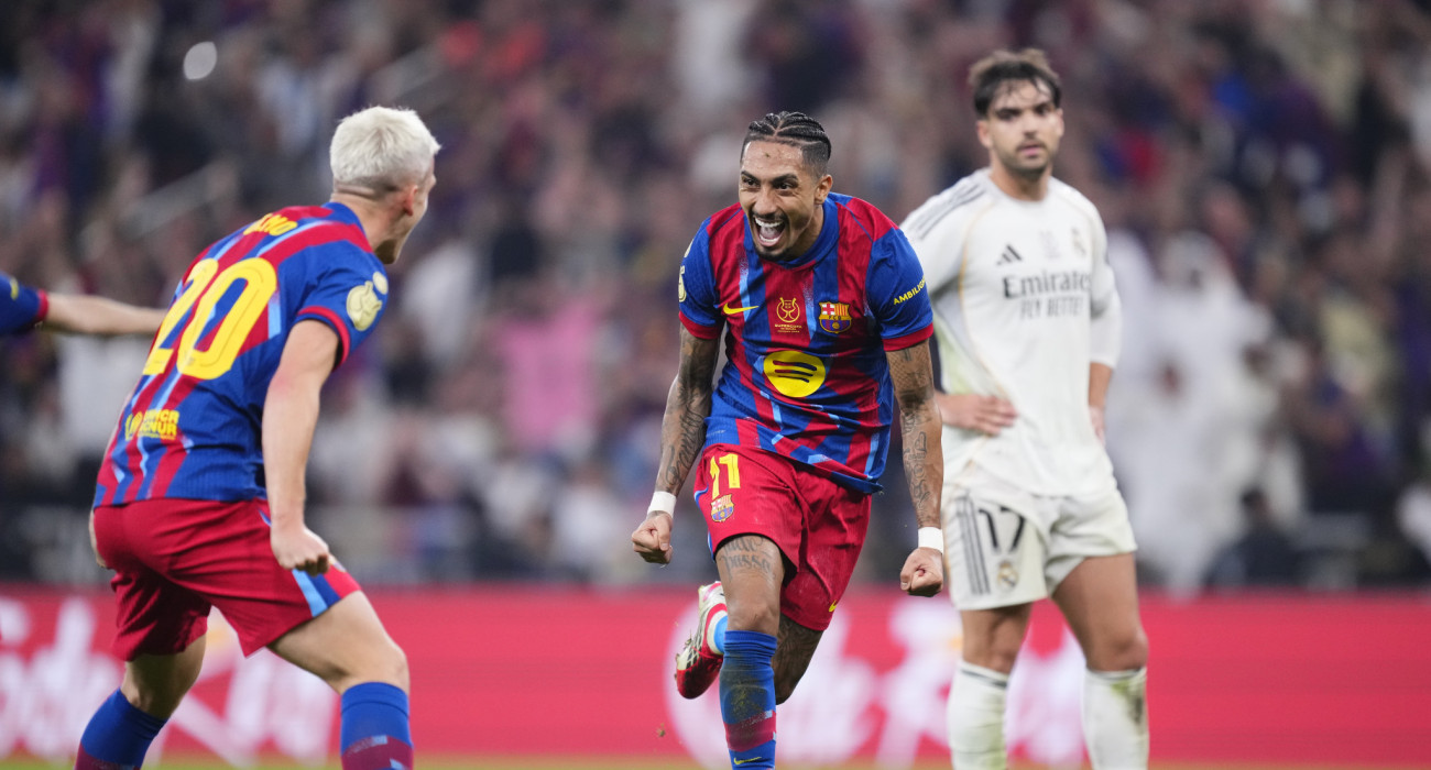 Ο Ραφίνια στον πανηγυρισμό του δεύτερου προσωπικού του γκολ στον τελικό του Σούπερ Καπ / Πηγή: Jose Breton / Pics Action / NurPhoto via Getty Images