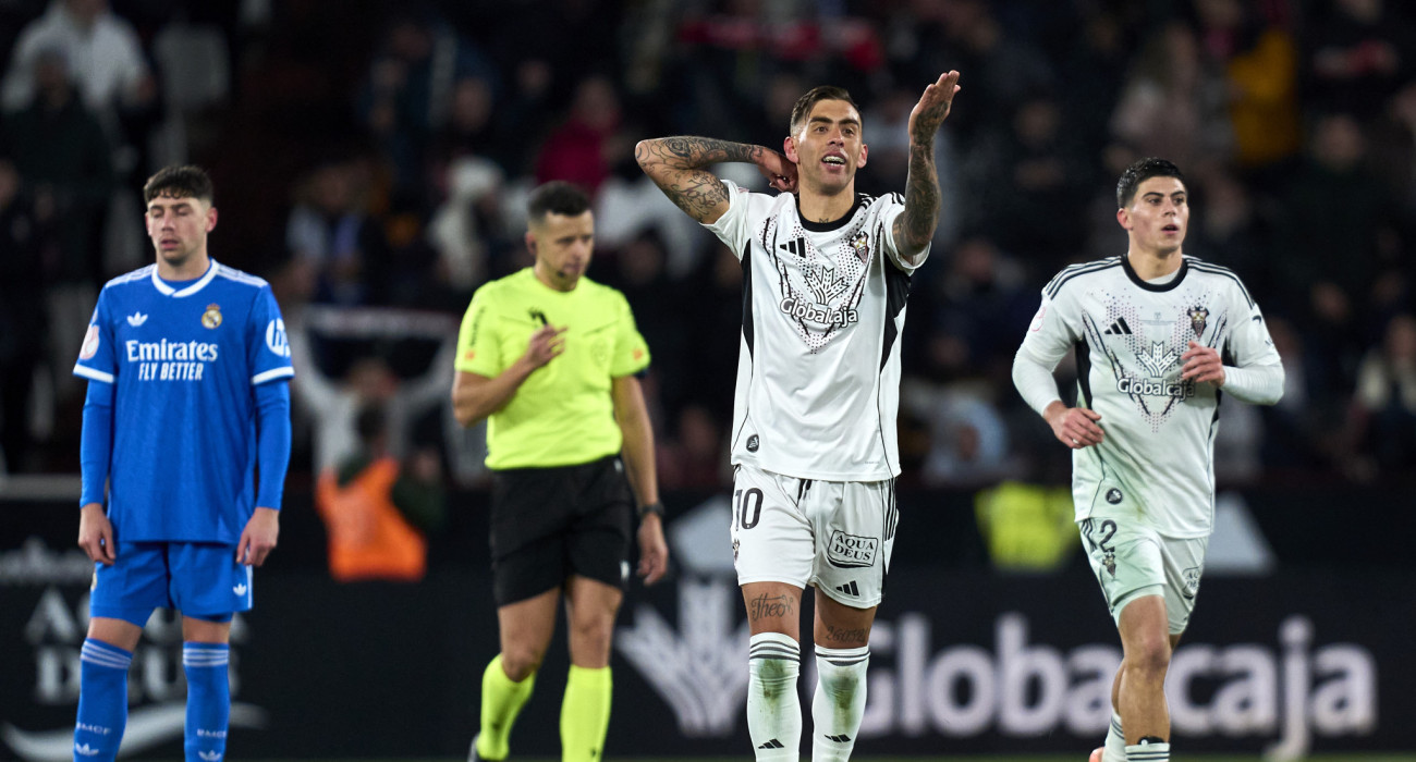 Ο Χέφτε Μπετανκόρ σκοράρει με την Αλμπαθέτε / Πηγή: Diego Souto / Getty Images