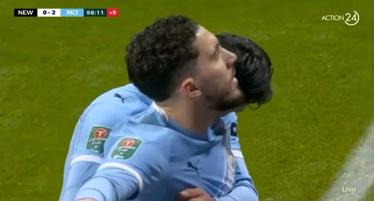 Ο Τσερκί πανηγυρίζει στο Νιουκάστλ-Μάντσεστερ Σίτι / Screenshot