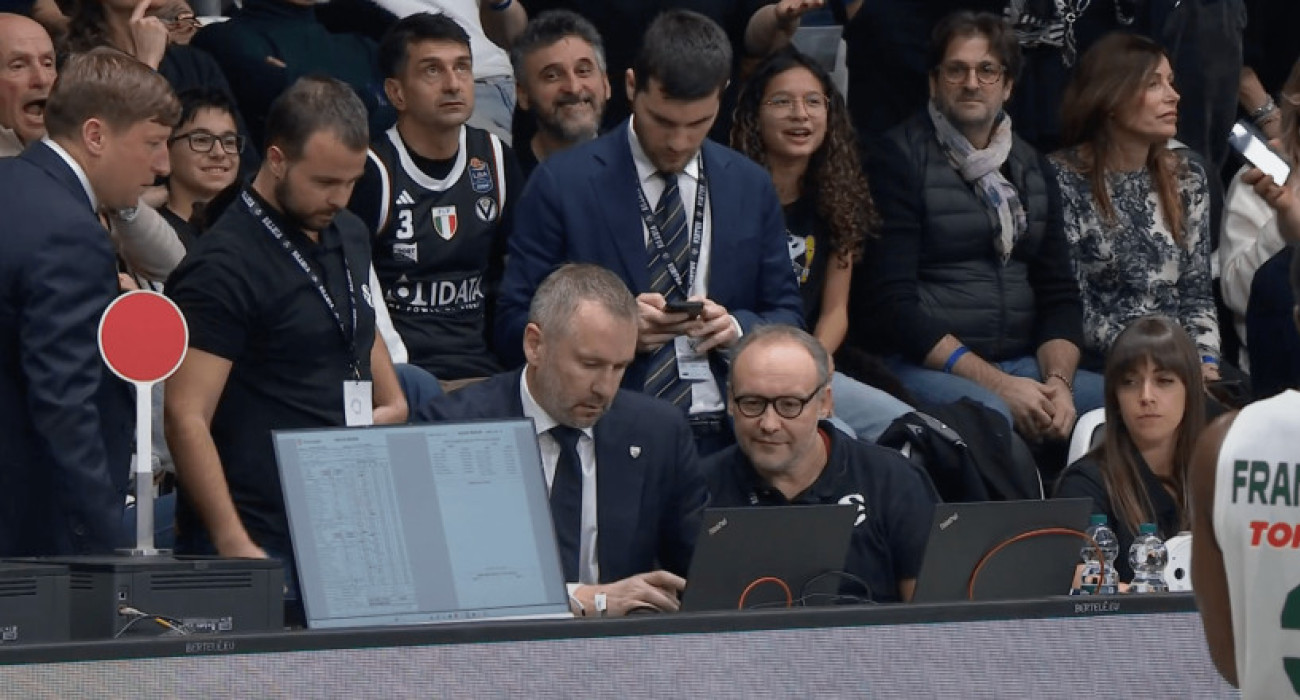 Ο προπονητής της Ζαλγκίρις κατέθεσε ένσταση για το ματς με τη Βίρτους/printscreen