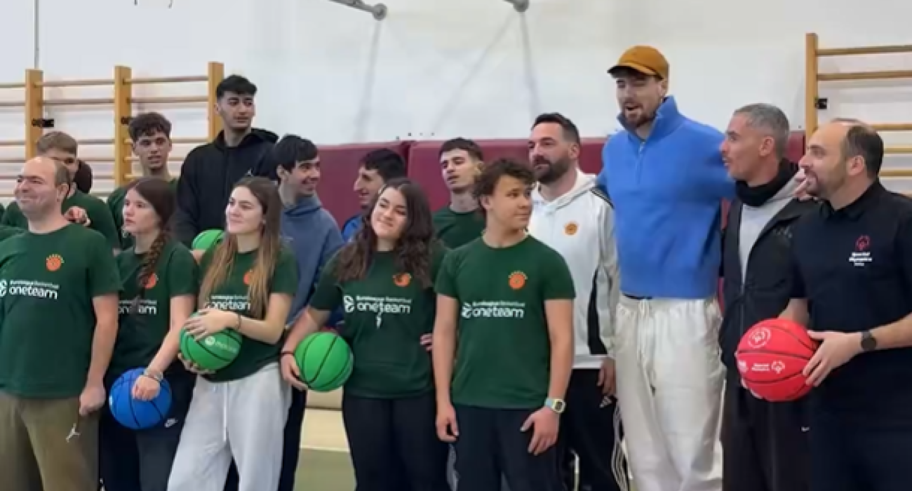 Χουάντσο και Σαμοντούροφ στο πρόγραμμα oneteam / source: screenshot