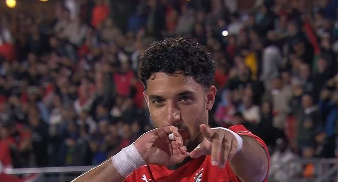 Ο Ομάρ Μαρμούς πανηγυρίζει για την Αίγυπτο / Screenshot