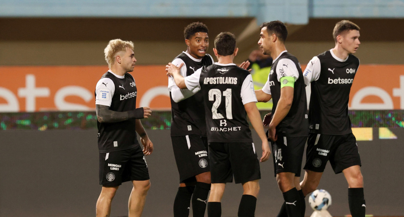 Οι ποδοσφαιριστές του ΟΦΗ πανηγυρίζουν / Πηγή: Intime