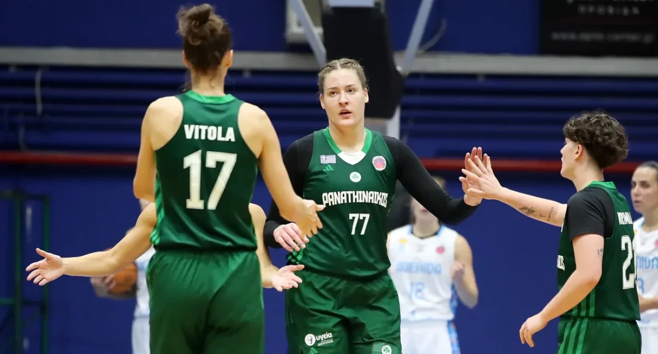 Οι παίκτριες του Παναθηναϊκού πανηγυρίζουν/Πηγή: FIBA