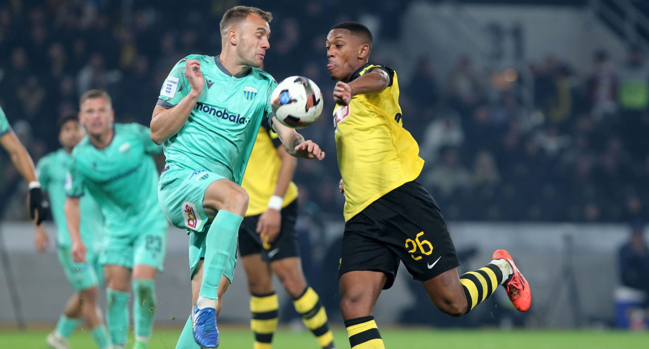 Ο Κώστας Πλέγας χσε μονομαχία με τον Μαρσιάλ / Πηγή: Intime