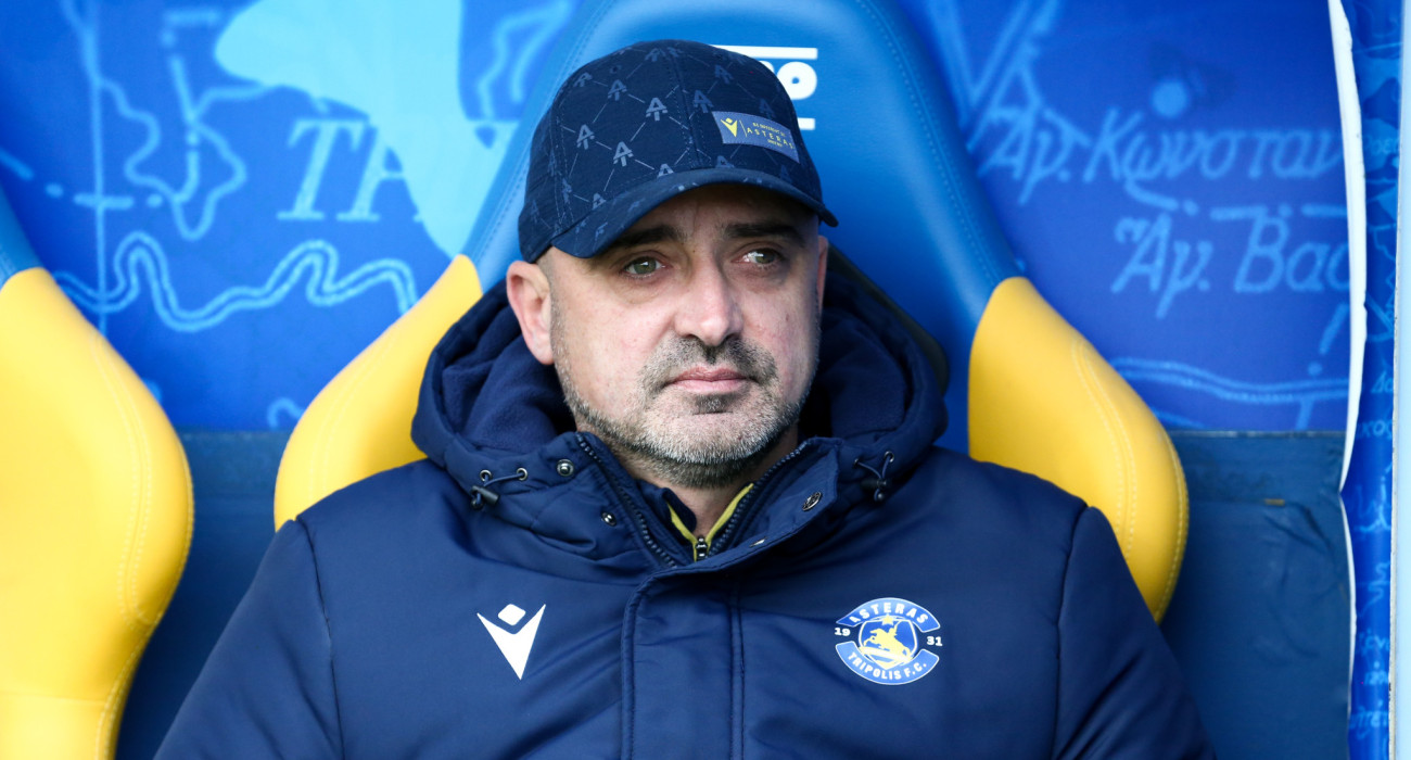 Ο Μίλαν Ράσταβατς στον πάγκο του Αστέρα AKTOR / Πηγή: Eurokiniss