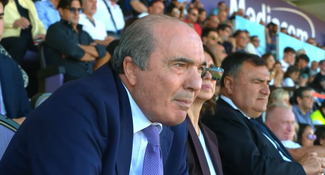 Ο Ρόκο Κομίσο στο γήπεδο / Screenshot