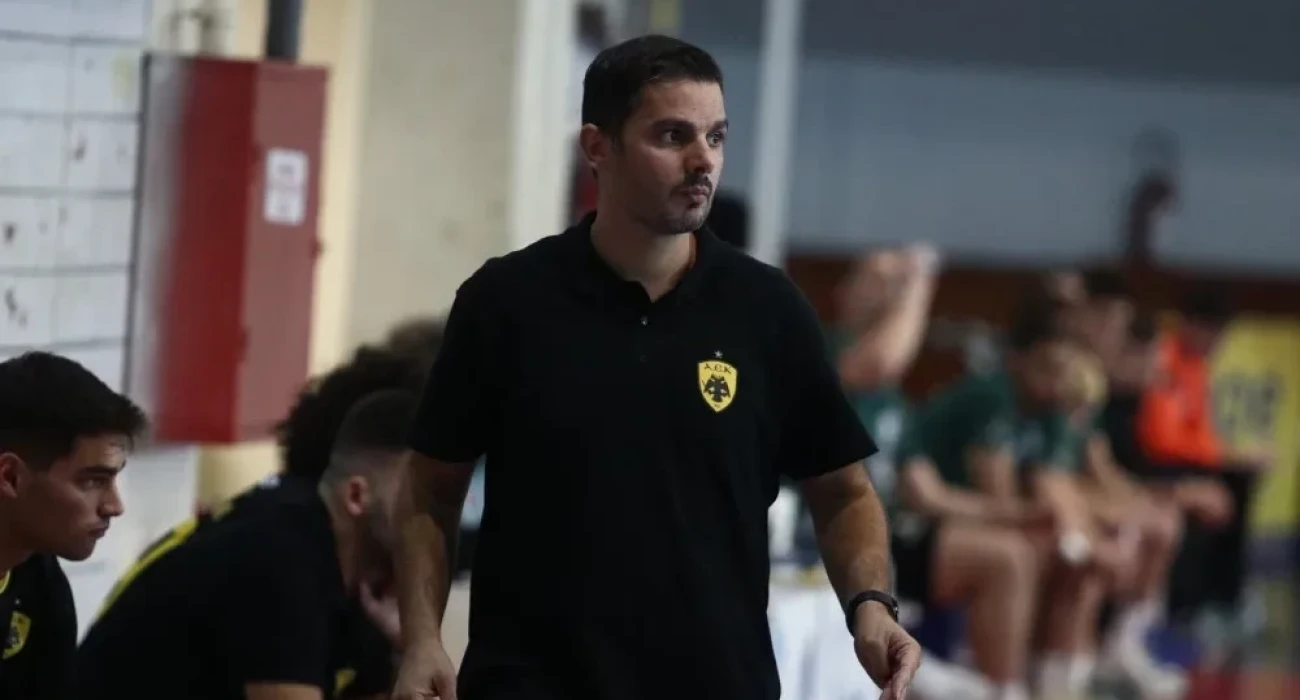 Ο Ρουί Σίλβα στον πάγκο της ΑΕΚ / Πηγή: ΑΕΚ