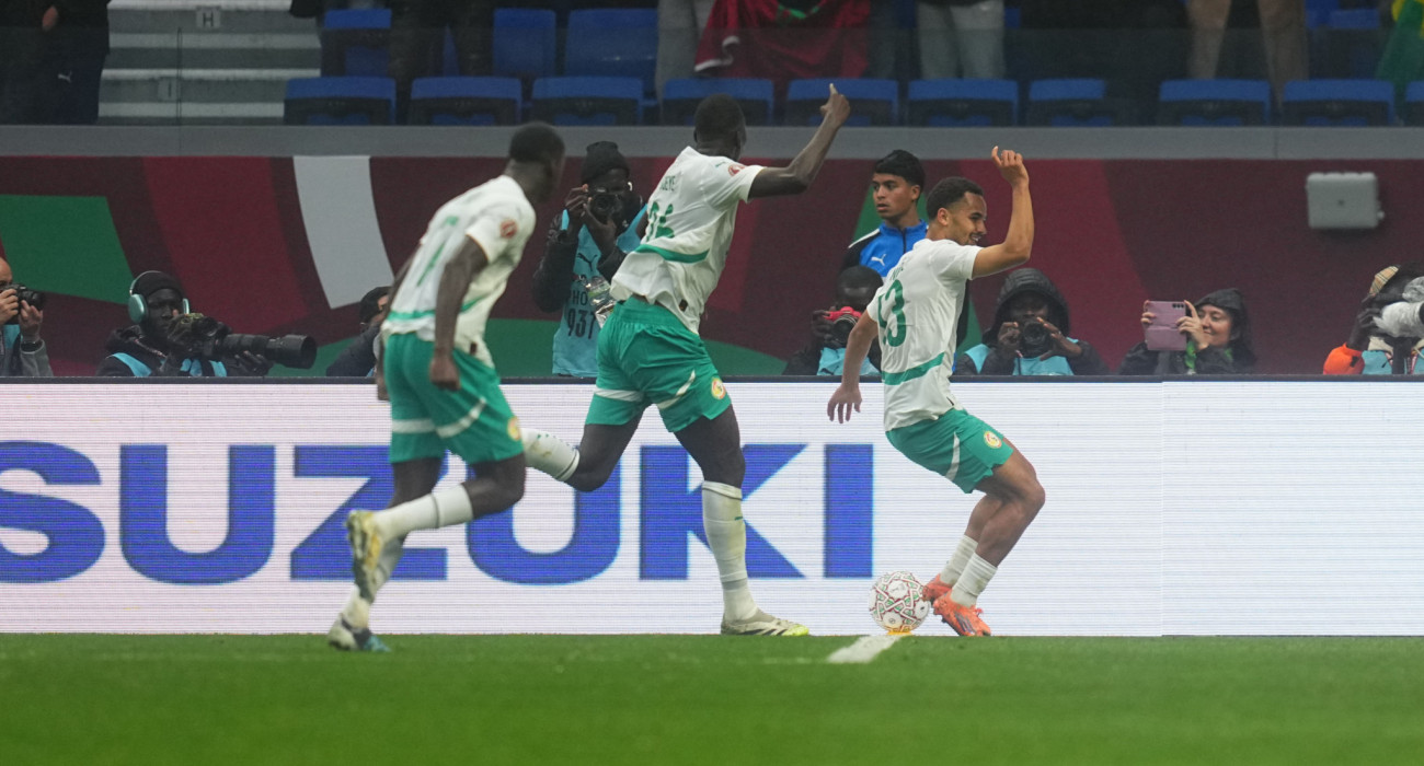 Οι ποδοσφαιριστές της Σενεγάλης πανηγυρίζουν / Πηγή: Getty