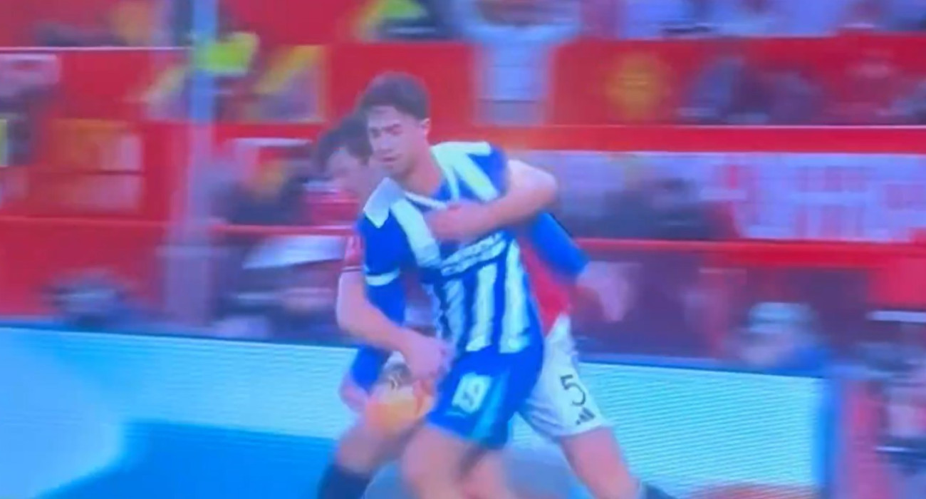 Ο Κωστούλας «ζάλισε» τον Μαγκουάιρ κι εκείνος εκνευρισμένος αντέδρασε αντιαθλητικά (video)