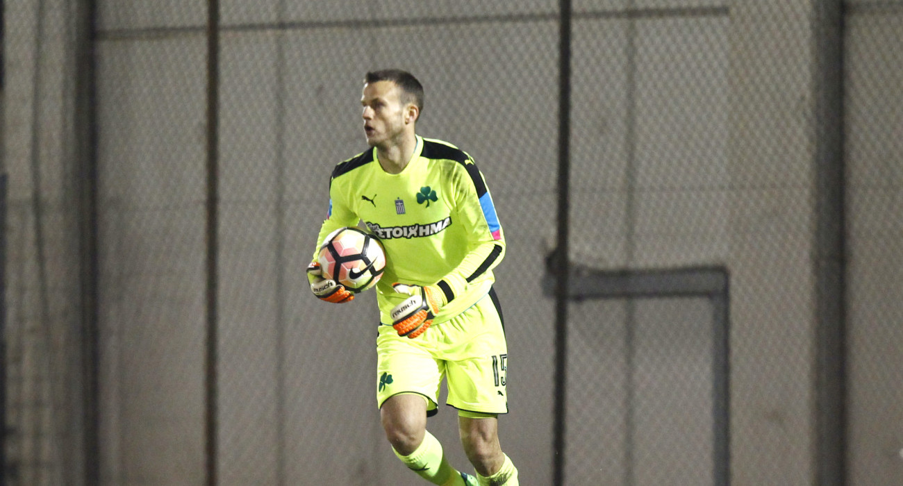 Ο Λούκ Στιλ με την φανέλα του Παναθηναϊκού την σεζόν 2016/17 / Πηγή: Eurokinissi