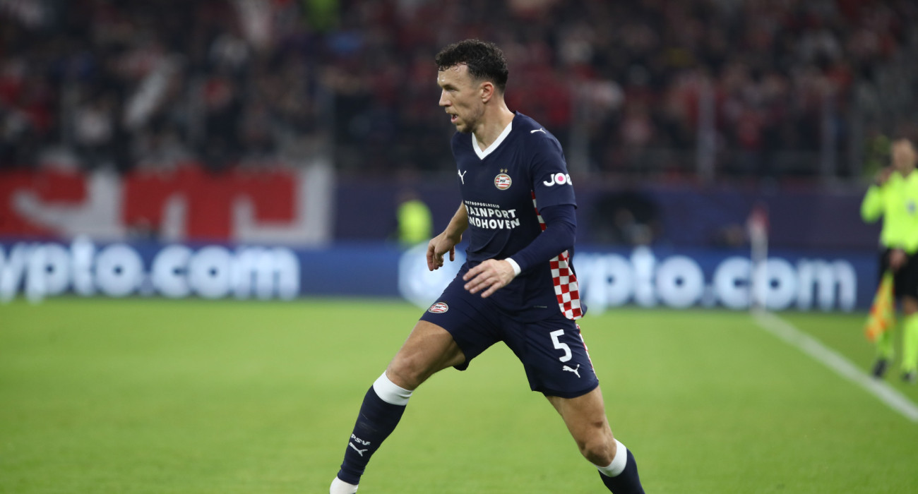 Ο Ιβάν Πέρισιτς στο Ολυμπιακός-Αϊντχόφεν για το Champions League / Πηγή: Intime