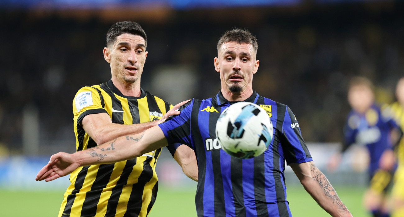 Ο Αλφαρέλα με τον Μάνταλο/Πηγή: Intime