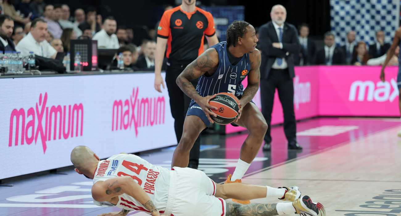 Ο Σέιμπεν Λι - Πηγή: Intime