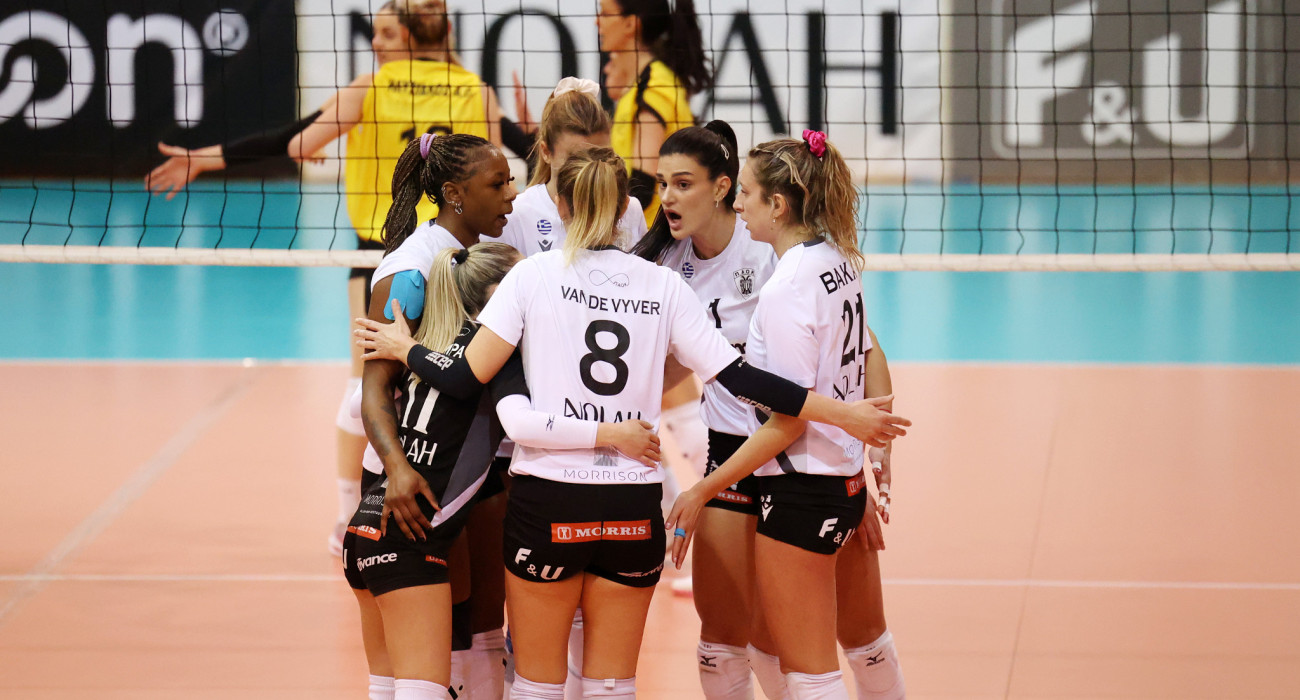 Η ομάδα βόλεϊ γυναικών του ΠΑΟΚ / Πηγή: Intime