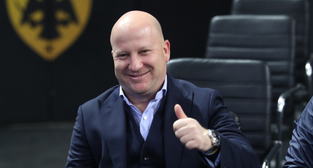 Αποθέωση για Νίκολιτς και ποδοσφαιριστές της ΑΕΚ στη Sunel Arena (video)