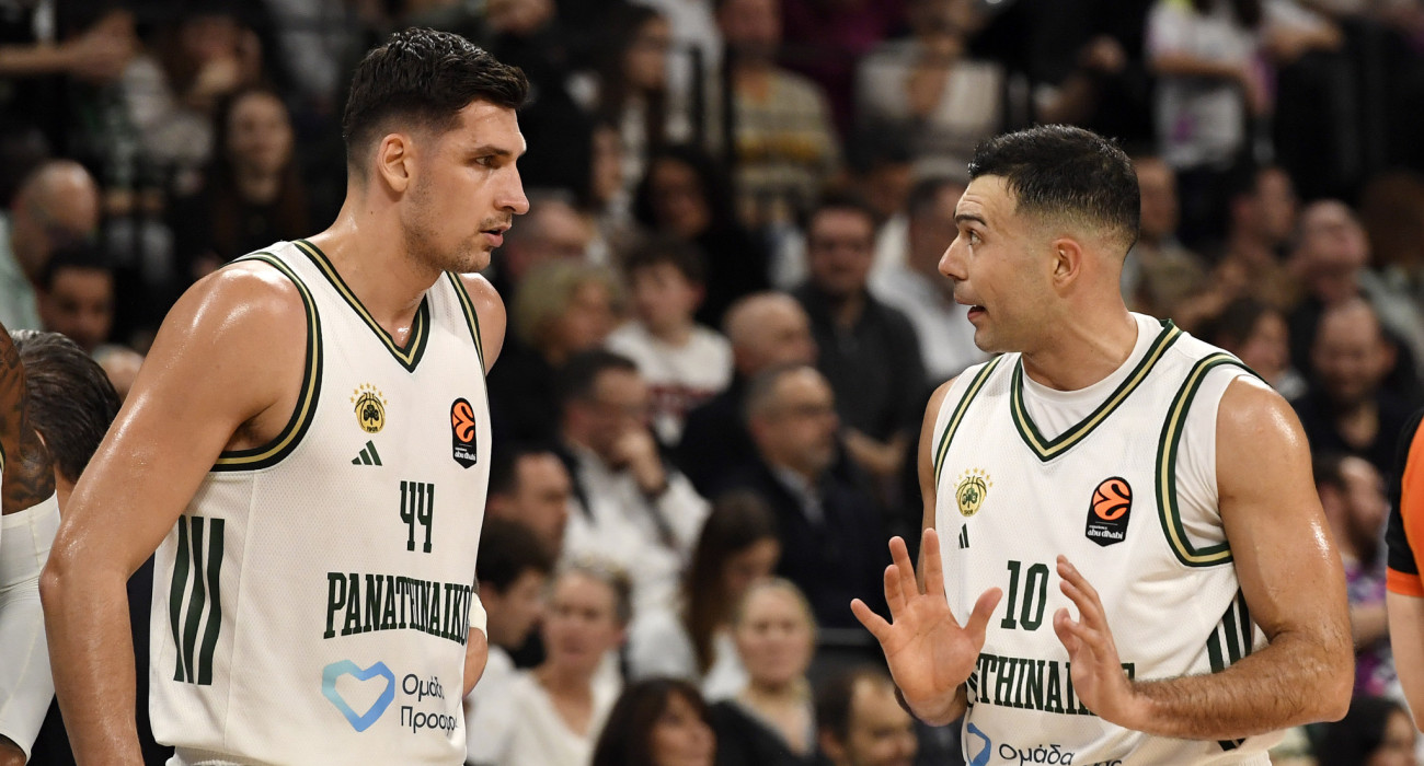 Ντίνος Μήτογλου και Κώστας Σλούκας σε πρώτο πλάνο στη Λυών / Πηγή: INTIME