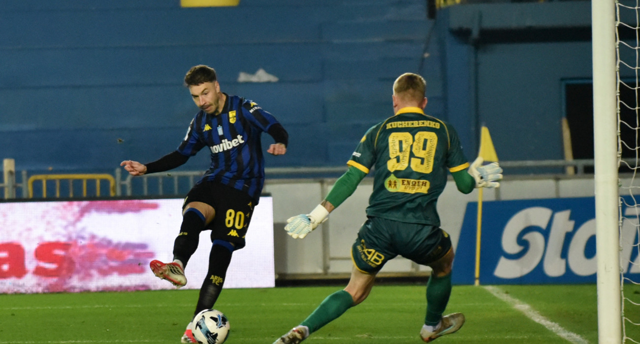 Φάση με πρωταγωνιστές τους Μορόν και Κουτσερένκο στο Παναιτωλικός-Άρης / Πηγή: Intime