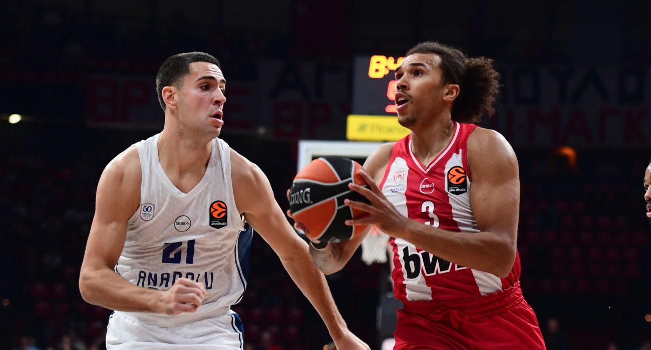 Σουάιντερ - Γουόρντ/Πηγή: eurokinissi