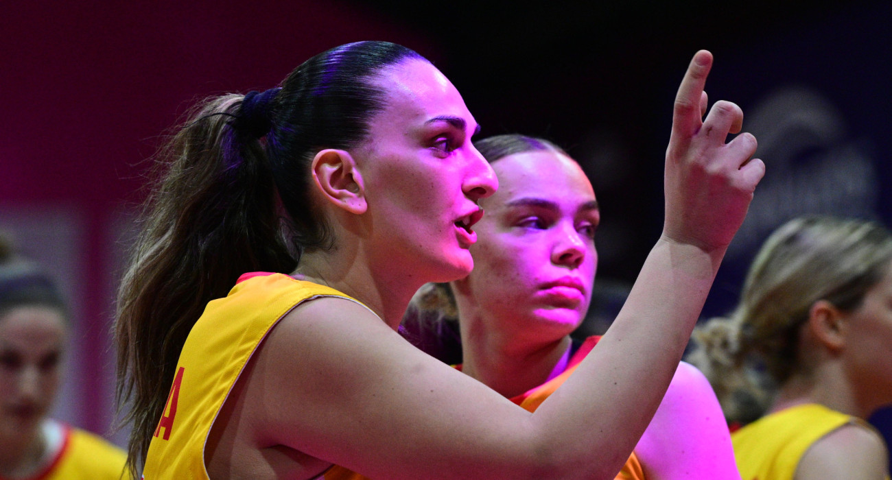 Οι Αθηναίες έκαναν περίπατο κόντρα στη Σοπρόν / Πηγή: Eurokinissi