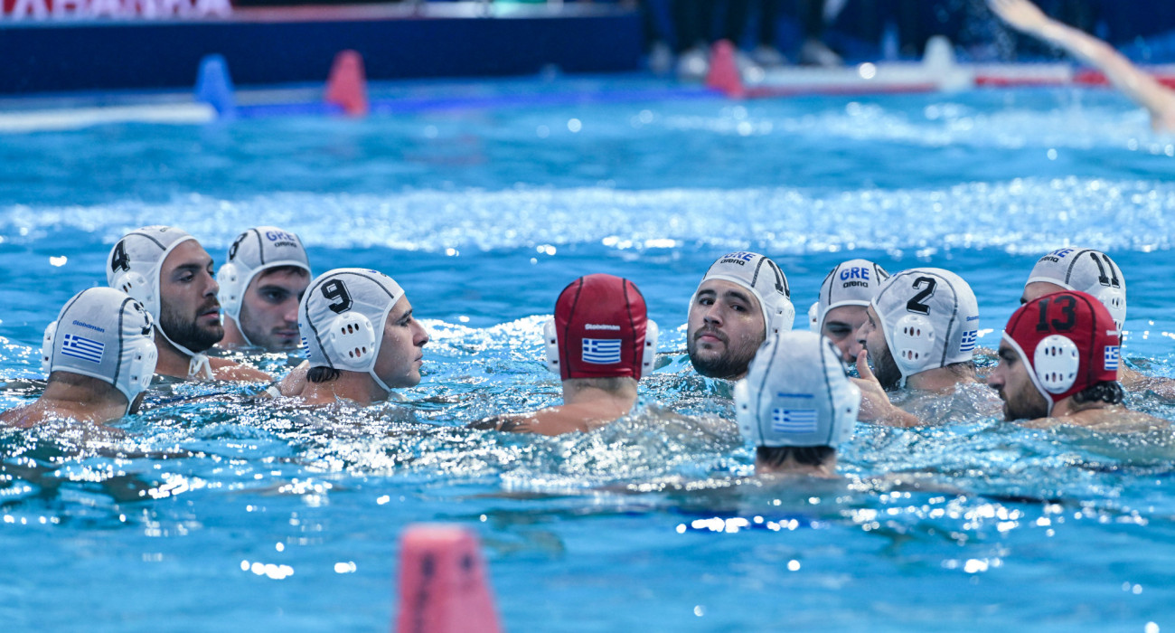Η στιγμή της ομιλίας του Γενηδουνιά πριν την έναρξη του ημιτελικού / Πηγή: Eurokinissi