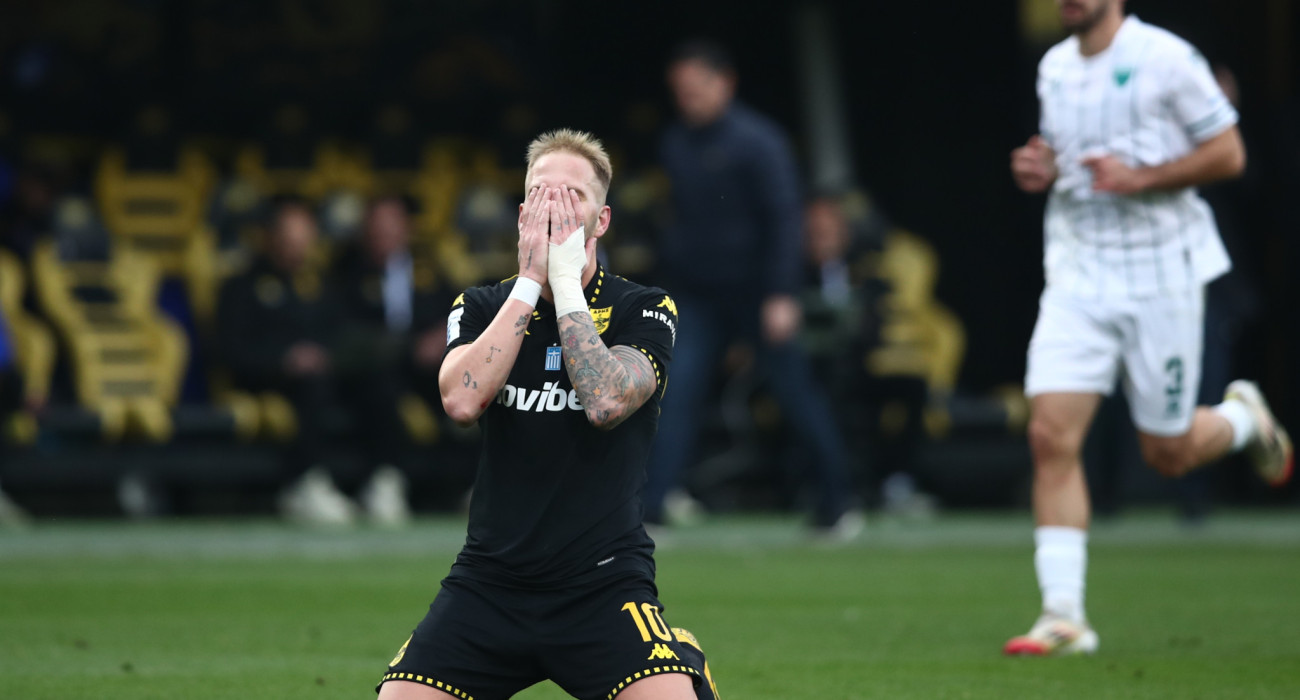 Ο Ράτσιτς στο ματς με τον Λεβαδειακό