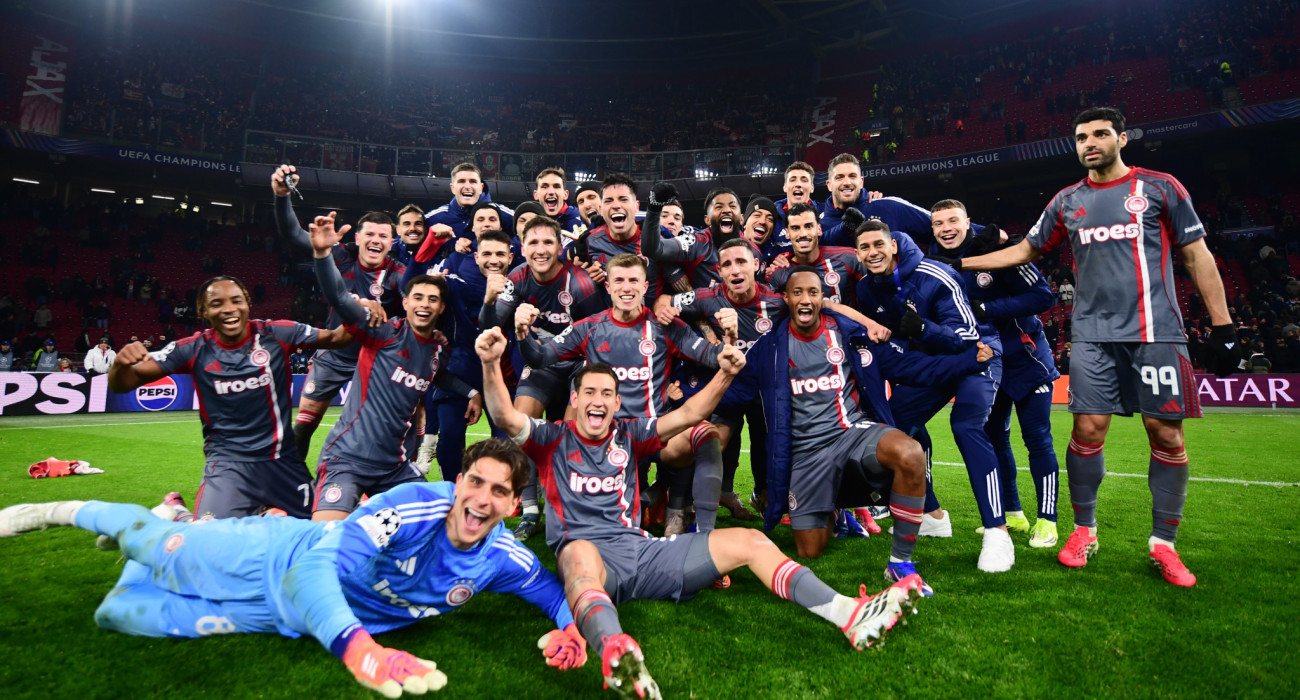 Οι παίκτες του Ολυμπιακού πανηγύριζουν / Πηγή: Eurokinissi