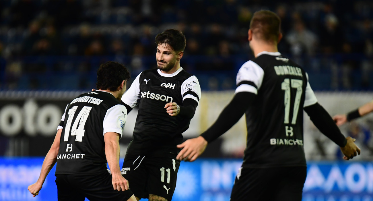 Ο Ταξιάρχης Φούντας πανηγυρίζει μαζί με τους συμπαίκτες του γκολ του ΟΦΗ / Πηγή: Eurokinissi