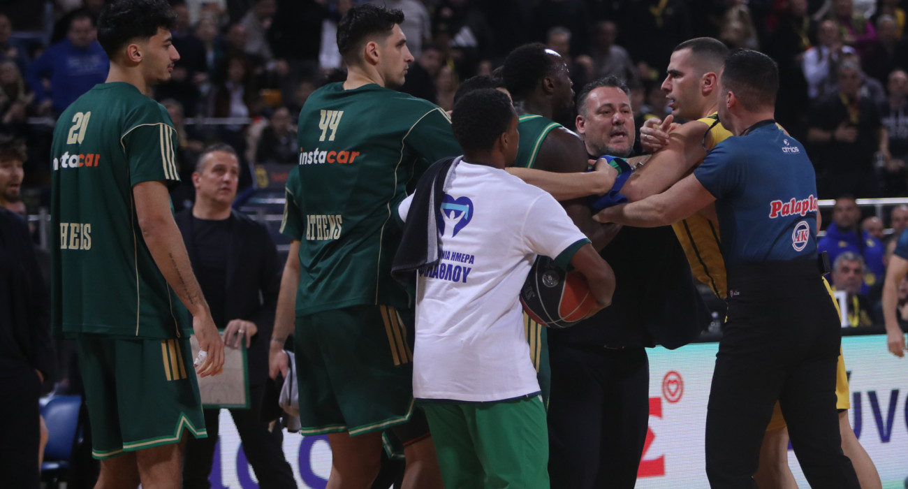 Η ένταση ανάμεσα σε Μποχωρίδη και Γκραντ, Πηγή: Eurokinissi