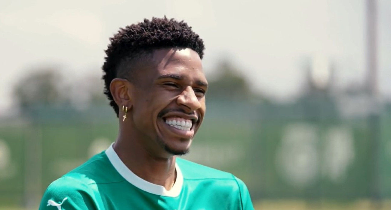 Ο Αντρέ Λουίζ / Screenshot