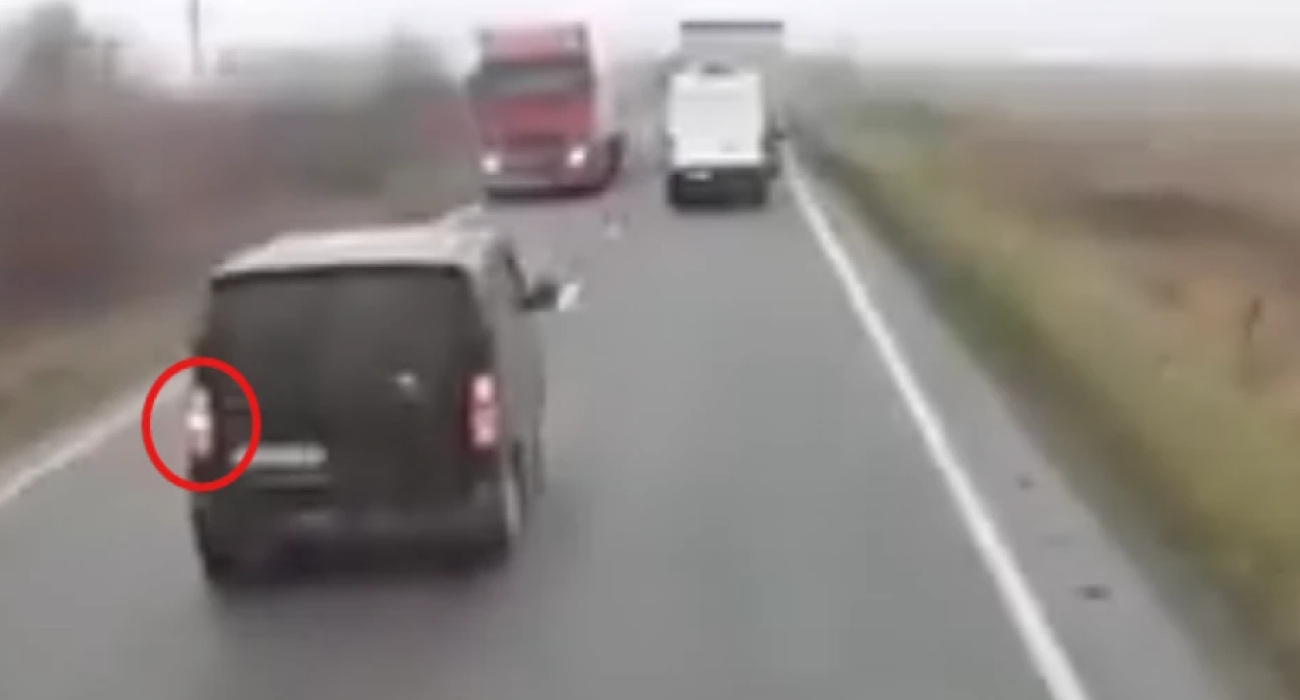 Το φλας και το Lane Assistant: Νέα δεδομένα για τα αίτια του δυστυχήματος στη Ρουμανία