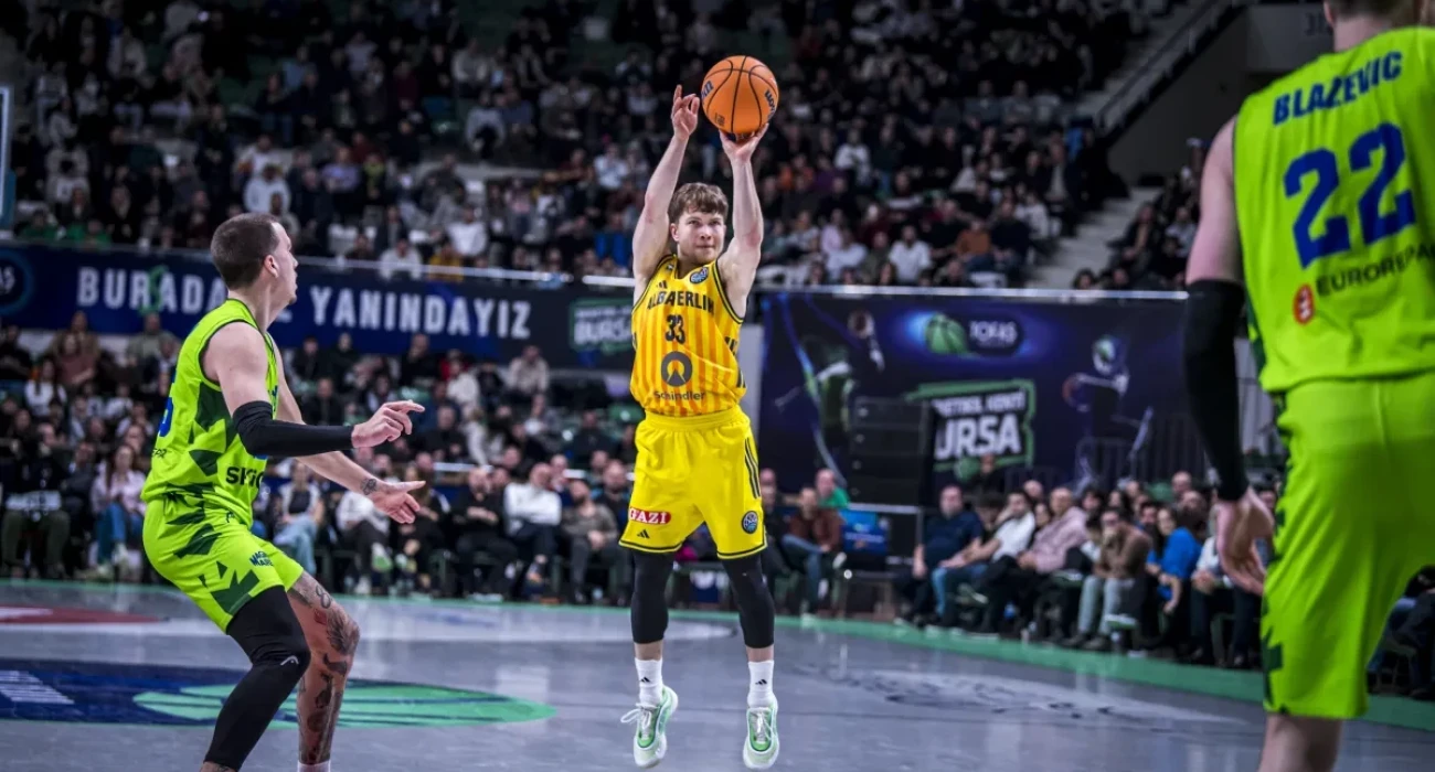 Η Άλμπα Βερολίνου μπήκε με το δεξί στους 16 του BCL με ανατροπή πριν από την ΑΕΚ