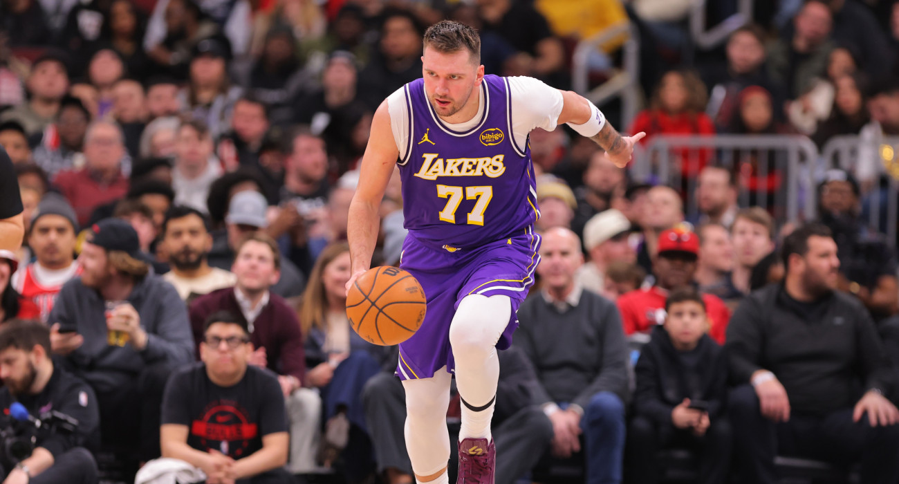 Ο Λούκα Ντόντσιτς/Photo by Melissa Tamez/Icon Sportswire via Getty Images