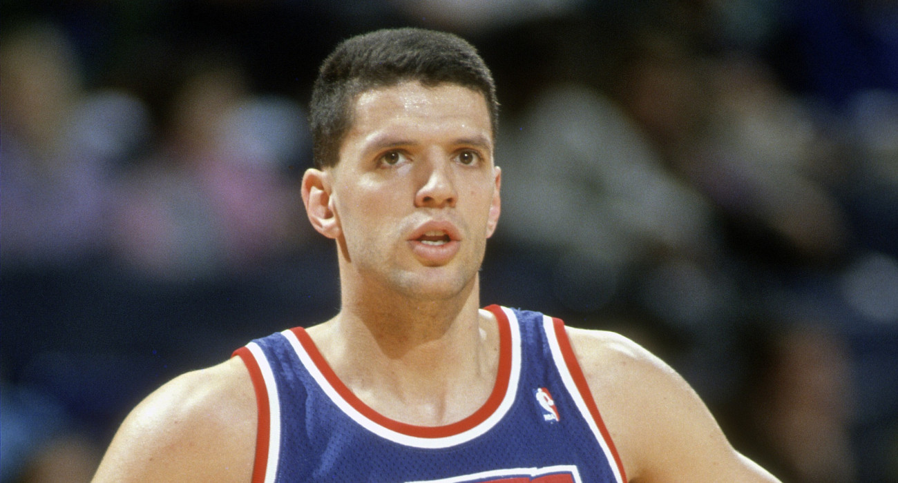 Ο αείμνηστος Ντράζεν Πέτροβιτς με τους Νετς του 1993 / Πηγή: Focus on Sport / Getty Images