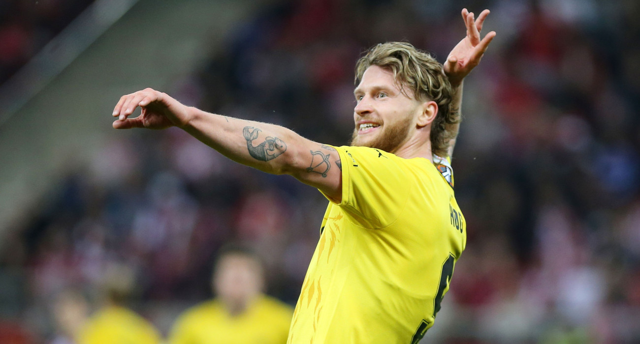 Ο Κάσπερ Χογκ πανηγυρίζει / Πηγή: Intime