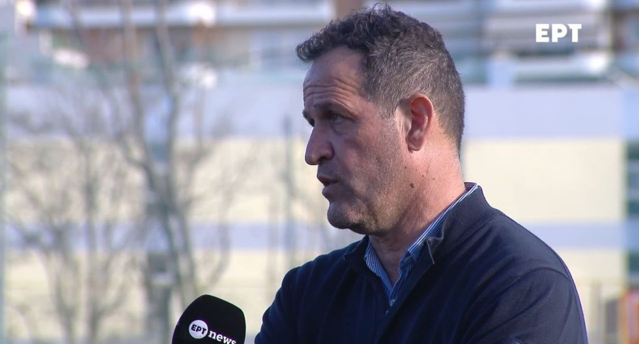 Ο προπονητής της ΑΕΚ στο ποδόσφαιρο γυναικών, Θαλής Θεοδωρίδης / Screenshot