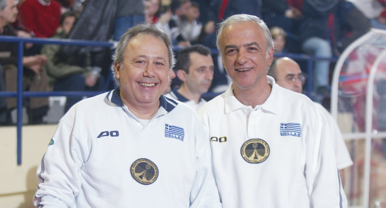 Δεξιά ο διαιτητής Σάββας Ιορδανίδης / Πηγή: Eurokinissi