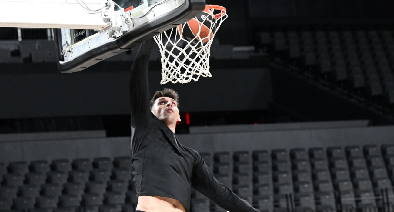 Ο Ντίνος Μήτογλου επιστρέφει στη δράση / Πηγή: Β. Στόλης