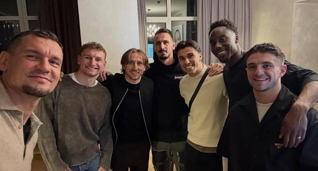 Ο Μόντριτς παρέα με ποδοσφαιριστές του ΠΑΟΚ (photo)