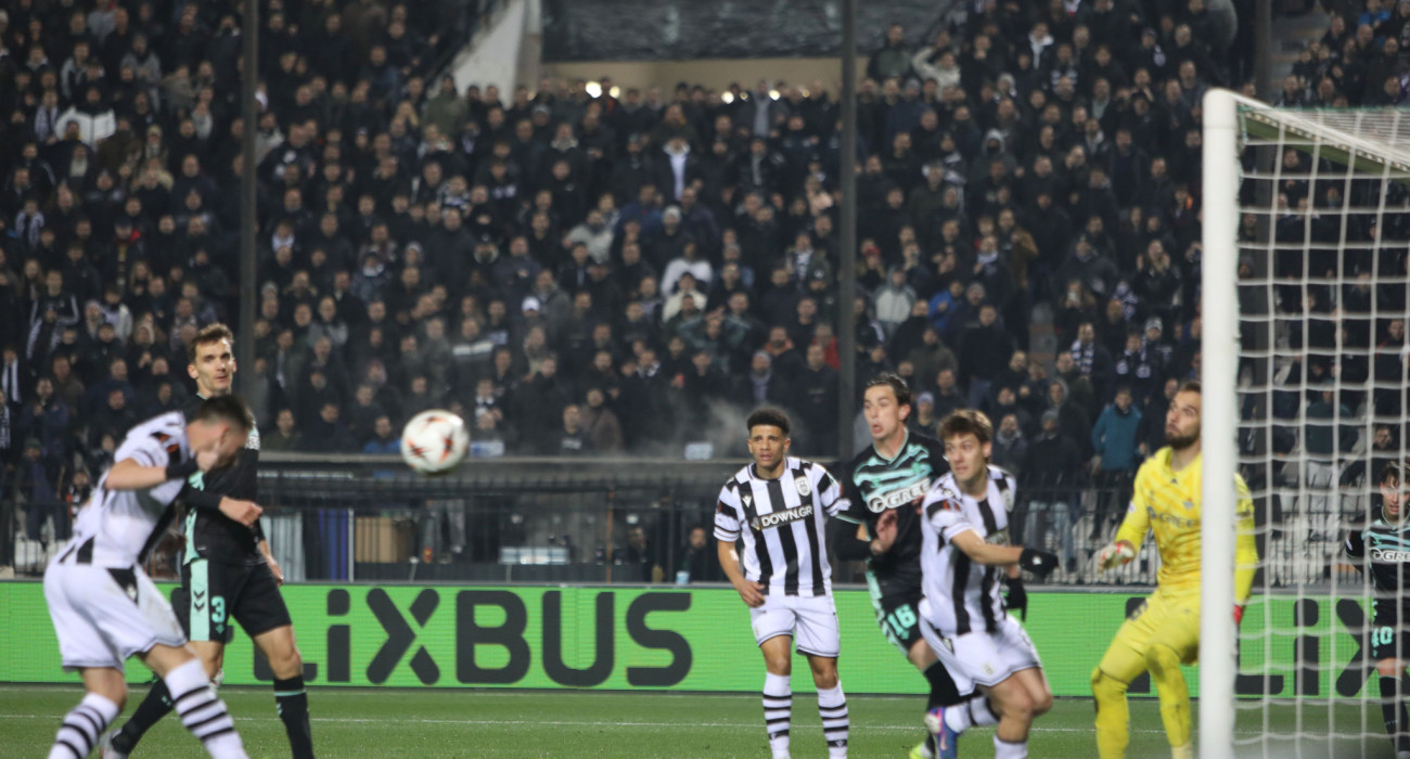 Ο Αντρίγια Ζίβκοβιτς ανοίγει το σκορ κόντρα στη Μπέτις / Πηγή: Eurokinissi