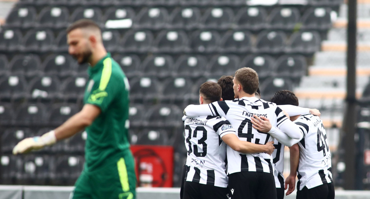 Οι ποδοσφαιριστές του ΠΑΟΚ Β πανηγυρίζουν / Πηγή: Intime