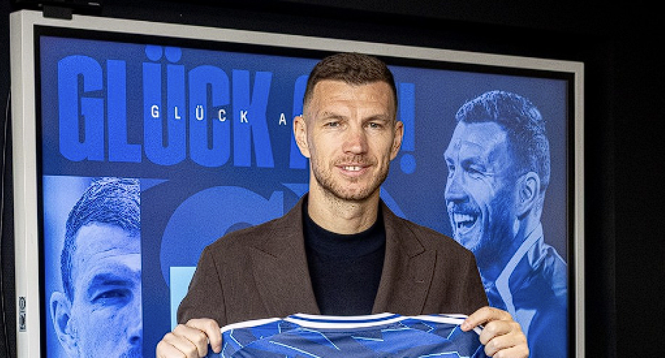 Ο Έντιν Τζέκο με την φανέλα της Σάλκε / Screenshot