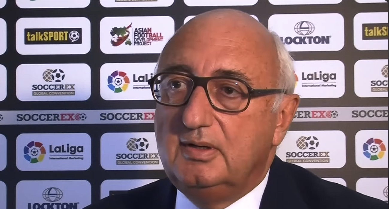 Ο Τζόναθαν Μπάρνετ / Screenshot