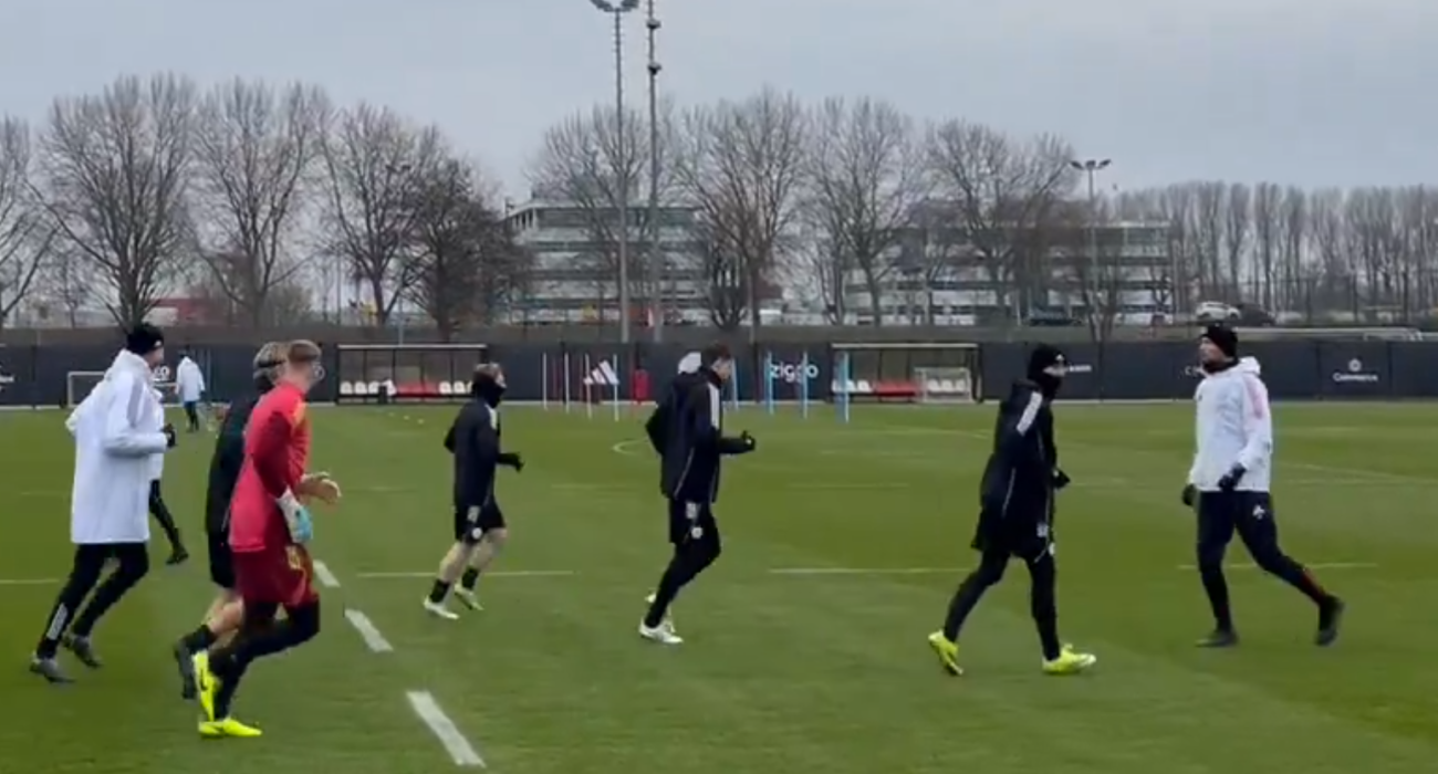 Η προπόνηση του Άγιαξ / Screenshot