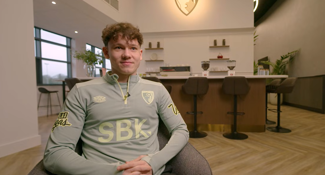 Ο Άλεξ Τοθ ανακοινώθηκε από την Μπόρνμουθ / Screenshot