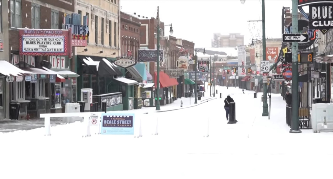 Πάγωσε ο «μαγικός πλανήτης»: Αναβλήθηκαν τα Γκρίζλις-Νάγκετς και Μπακς-Μάβερικς