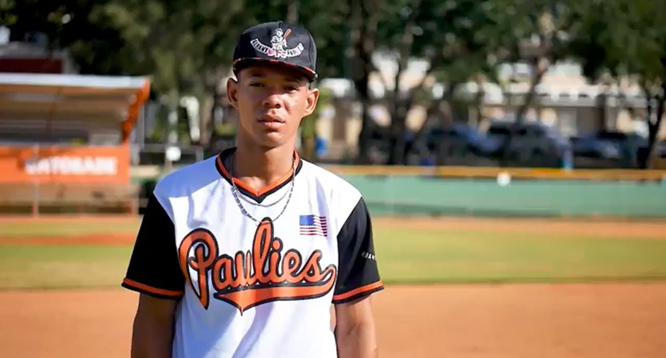 Ο Αλμπέρ Μεχία / Screenshot